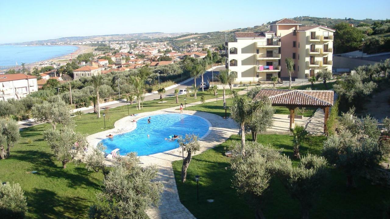 Residence D'Alessio Vasto Bagian luar foto