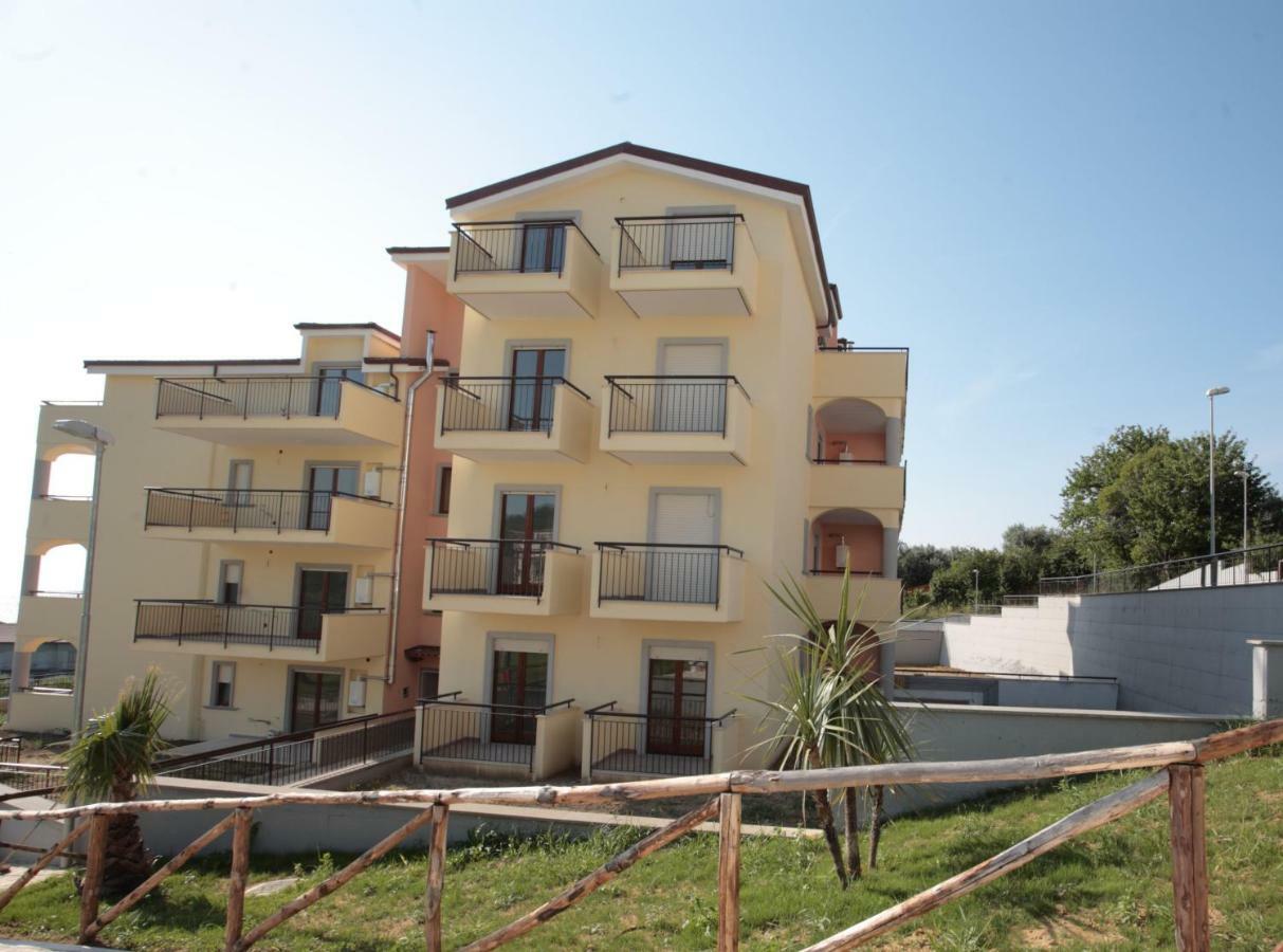 Residence D'Alessio Vasto Bagian luar foto