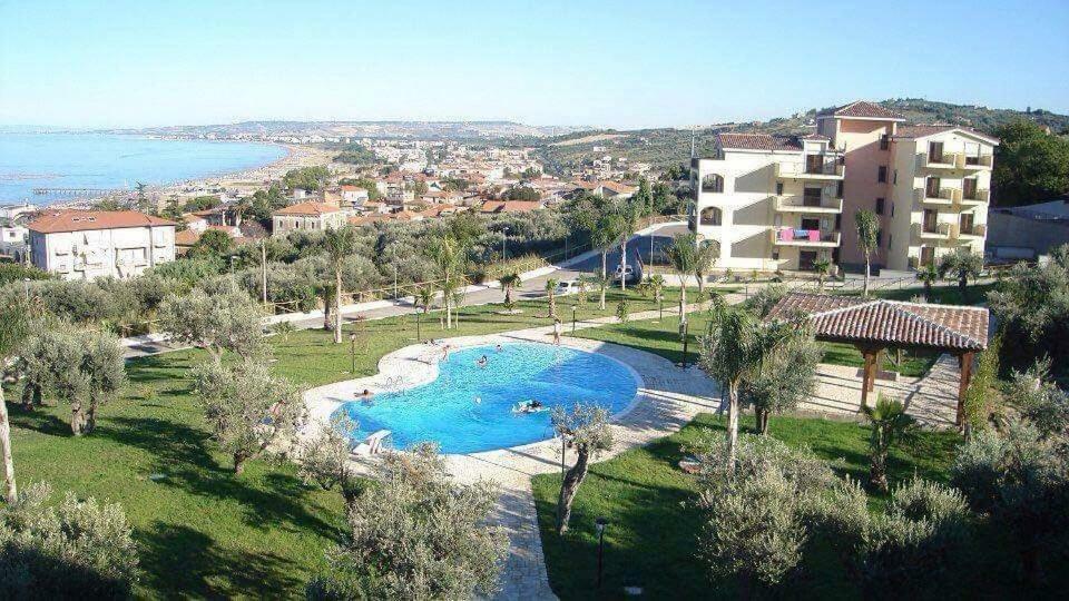 Residence D'Alessio Vasto Bagian luar foto